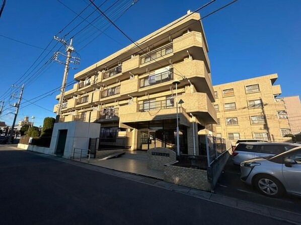 平和マンションの物件外観写真